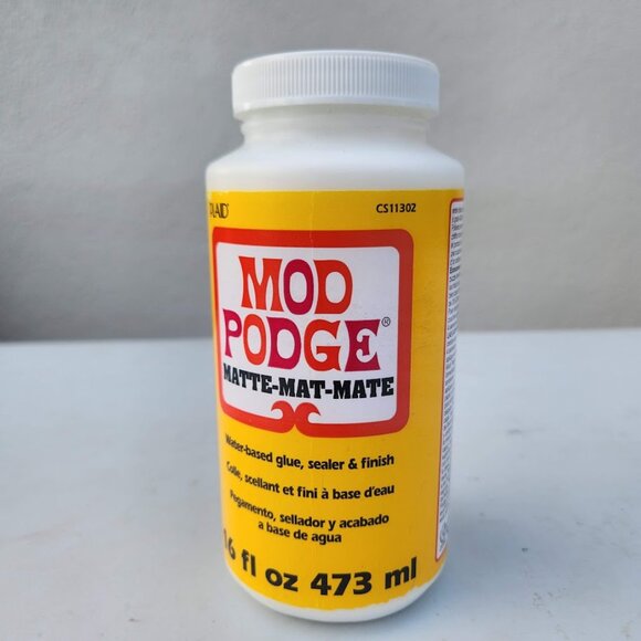 Mod Podge 16 oz Matte Sealer Glue & Finish Craft Supplies for Wood, Paper, Fabri - Picture 3 of 6